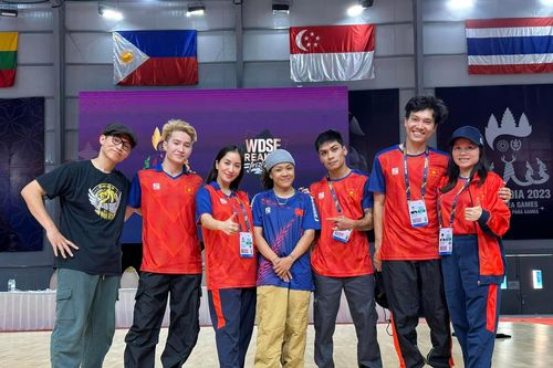 Trưởng nhóm Big Toe đồng hành cùng đoàn Breaking VN tranh tài tại SEA Games 32