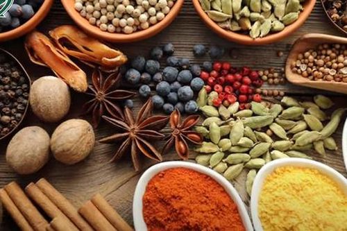 6 loại rau gia vị quen thuộc tốt cho sức khỏe