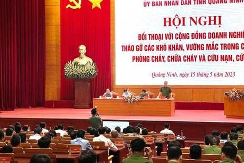 Quảng Ninh: Thiếu tướng Đinh Văn Nơi yêu cầu công an gần dân, cầu thị, không gây phiền hà về quản lý PCCC