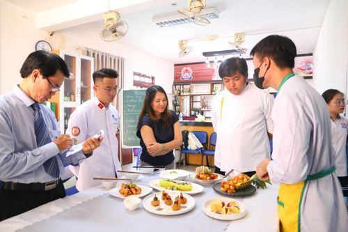 Đến năm 2030 thu hút 30% - 55% học sinh trung học vào hệ thống giáo dục nghề nghiệp
