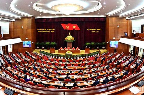 Đẩy mạnh hơn nữa công cuộc đổi mới, thực hiện thắng lợi Nghị quyết Đại hội XIII của Đảng