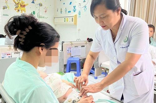 Phát hiện sớm các dị tật ở trẻ