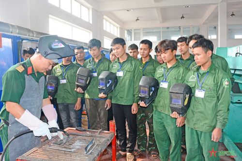 Đổi mới tư vấn tuyển sinh, nâng cao chất lượng đào tạo nghề cho bộ đội xuất ngũ