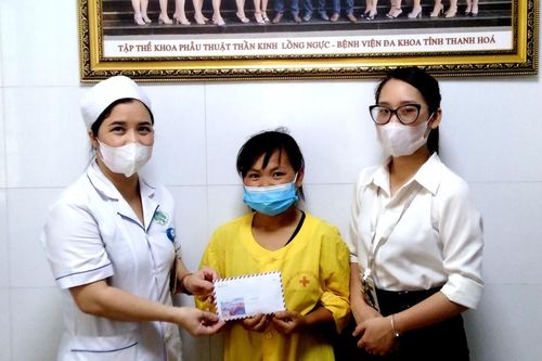 Báo SGGP hỗ trợ bệnh nhân ghép não, hoàn cảnh khó khăn tại Thanh Hóa