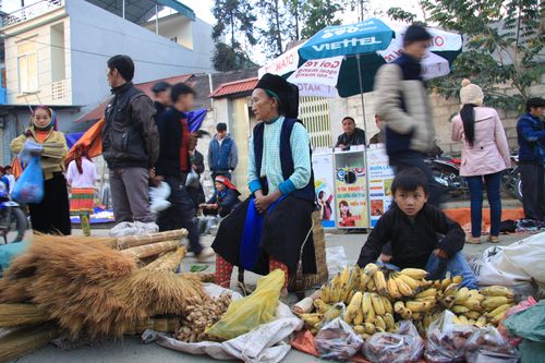 Sắc màu chợ phiên Mèo Vạc