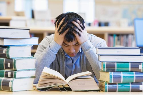 Hỗ trợ sức khỏe tâm thần cho sinh viên muốn bỏ học