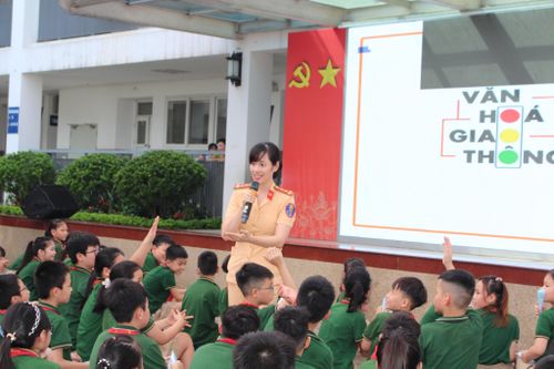 Ra mắt mô hình 'Cổng trường học an toàn giao thông'
