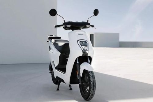 Honda ra mắt xe điện EM1, đối đầu với Yamaha Neo's