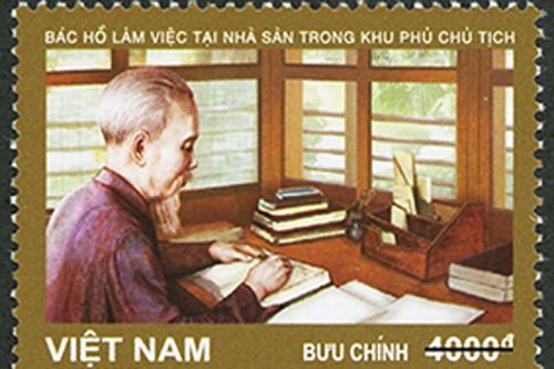 Phát hành bộ tem bưu chính 'Nhà sàn Bác Hồ trong khu Phủ Chủ tịch'