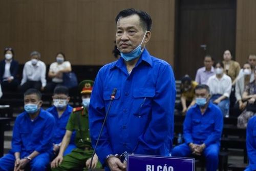 'Bán rẻ đất cho doanh nghiệp', cựu Chủ tịch UBND Bình Thuận bị tuyên phạt 5 năm tù