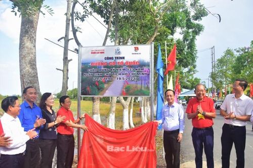 Khánh thành 'Đường cờ Tổ quốc' dài 9km tại Bạc Liêu