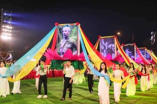 Nhớ mãi ơn Người - Hồ Chí Minh