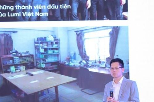 Nhà khoa học kể chuyện làm giàu từ căn phòng trọ đi thuê
