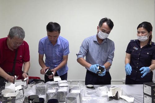 Hải quan 'lật tẩy' nhiều thủ đoạn vận chuyển ma túy rất tinh vi