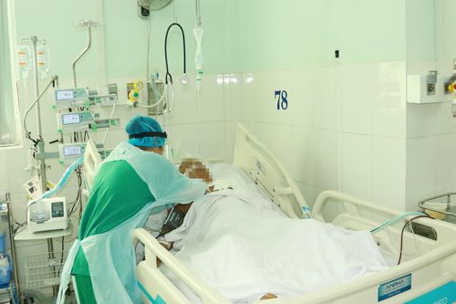 Ngày 17/5: Ghi nhận 2.043 ca mắc mới COVID-19, 75 bệnh nhân thở ôxy