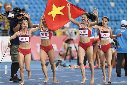 SEA Games 32: Khen thưởng kịp thời Đội tuyển Điền kinh Việt Nam