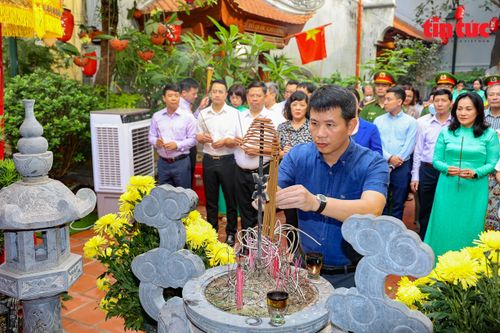 Ngôi đền duy nhất ở Việt Nam thờ 'ông tổ' phòng cháy chữa cháy