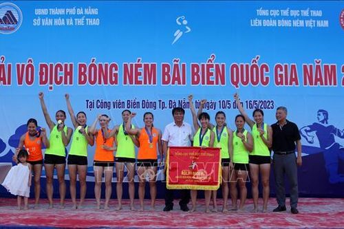 Sôi nổi giải vô địch bóng ném bãi biển quốc gia 2023