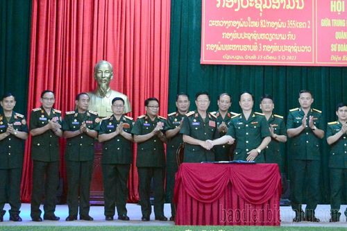 Trung đoàn 82 ký kết hợp tác với Sư đoàn 3 (Lào)