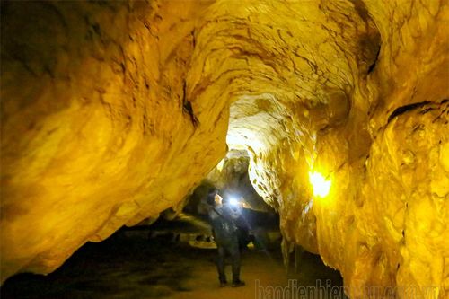 Khai thác giá trị hang động phục vụ phát triển du lịch