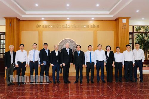 Đồng chí Chủ tịch UBND tỉnh tiếp xã giao Đại sứ đặc mệnh toàn quyền Cộng hòa Phần Lan tại Việt Nam