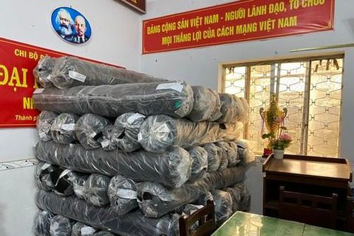 Thu giữ hơn 1 tấn vải thun không rõ nguồn gốc
