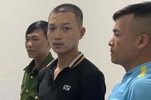 Truy nóng kẻ dùng dao cướp lắc vàng