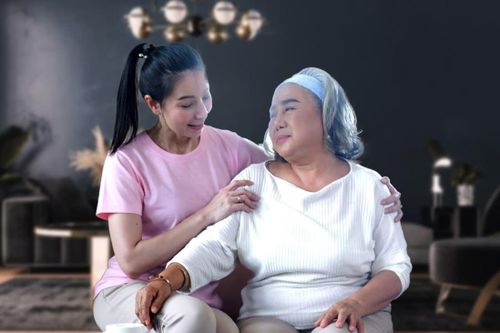 Quý bà Thượng Hải tuyển giúp việc lương gần 500 triệu/tháng