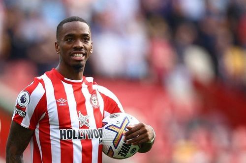 Tiền đạo Premier League bị cấm thi đấu 8 tháng vì cá độ