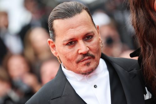 Johnny Depp không cần Hollywood nữa