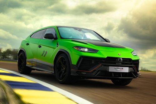 Lamborghini Urus Performante Essenza SCV12 mang phong cách hypercar