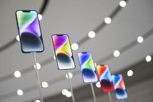 Apple âm thầm rời bỏ Samsung