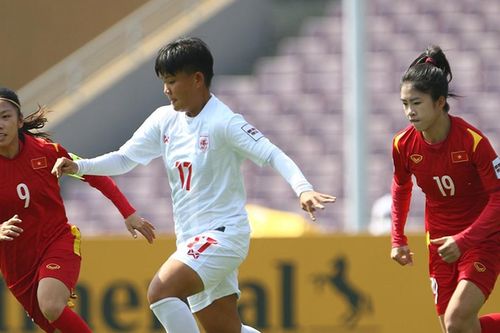 Tin nóng bóng đá sáng 18/5: Thanh Nhã, Huỳnh Như có cơ hội gặp ĐT Trung Quốc và Thái Lan, MU chưa đạt thỏa thuận với sao Napoli