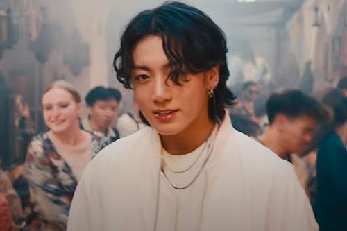 Cảm nhận của 2 biên đạo múa về đạo đức làm việc của Jungkook BTS