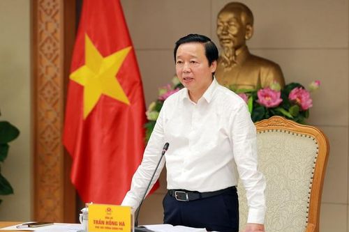 Xem xét tổng thể, nhanh chóng tháo gỡ khó khăn, vướng mắc cho địa phương
