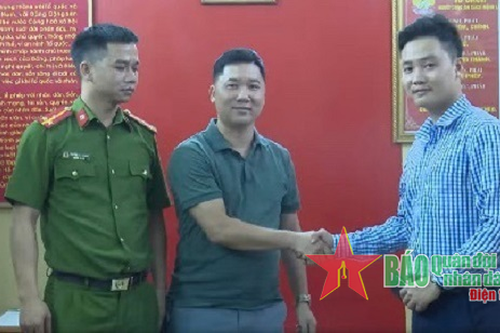 Hành động đẹp của anh Nguyễn Quốc Hiếu