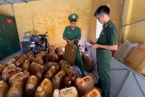 Thu giữ cả ngàn lít dầu D.O 'lậu'