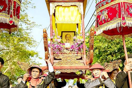 Lễ rước sen tại làng Dương Nỗ