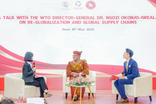 Tổng Giám đốc WTO giao lưu với sinh viên Trường ĐH Ngoại thương