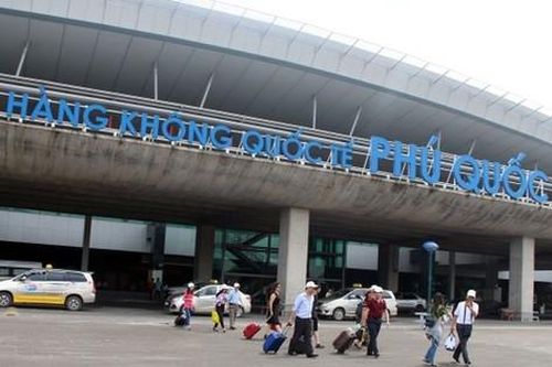 Công an thông tin vụ 2 người đàn ông mang chất lạ vào sân bay Phú Quốc
