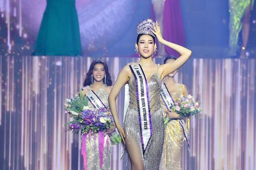 BTC Hoa hậu Chuyển giới VN bị phạt 55 triệu đồng vì tổ chức không phép