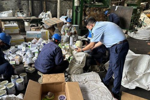 Tp.HCM: Tiêu hủy 900 đơn vị sản phẩm không rõ nguồn gốc, xuất xứ