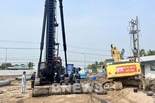 Thi đua vượt tiến độ trên công trình cao tốc Bắc – Nam