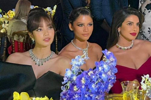 Cùng đọ sắc tại sự kiện, Lưu Diệc Phi thua thảm đàn em kém 9 tuổi