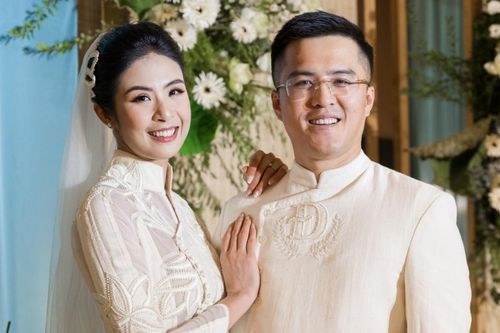 Hoa hậu Ngọc Hân khoe dáng giữa tin đồn bầu bí