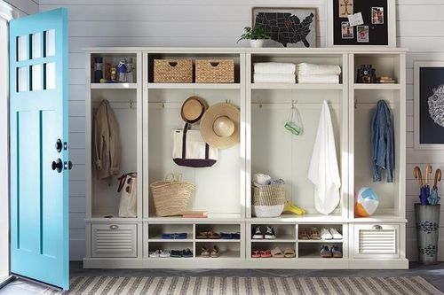 Lối vào nhà: Góc lưu trữ đồ tiện ích của gia đình