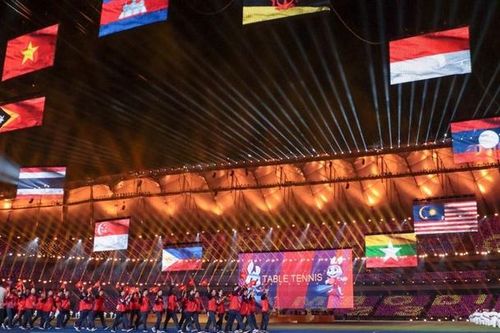 Lễ bế mạc SEA Games 32: Lời tạm biệt nồng ấm của chủ nhà