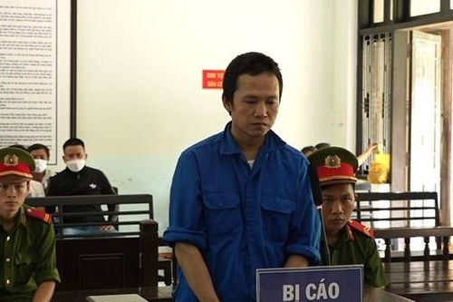 Phạm tội giết người khi về nhà vợ cũ