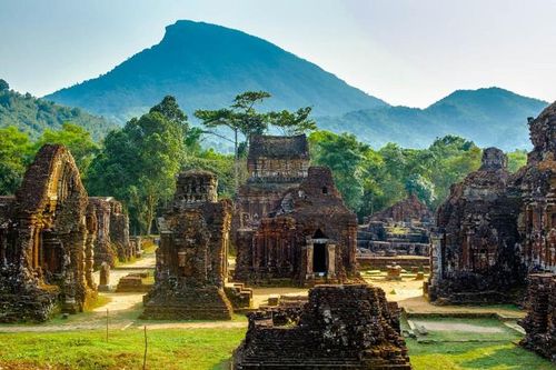 Phát triển văn hóa Việt Nam 2023 – 2025: Nhận thức, xây dựng, bảo tồn và phát huy hiệu quả