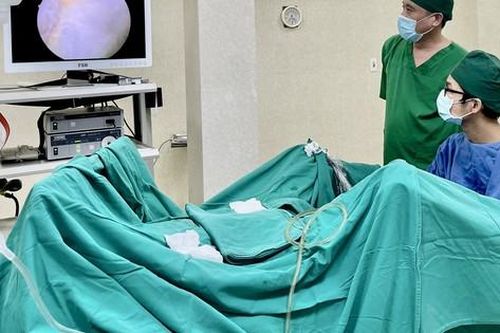 Người bị sỏi bàng quang cần thận trọng khi sử dụng thuốc nam kẻo bỏ lỡ 'thời gian vàng' trị bệnh